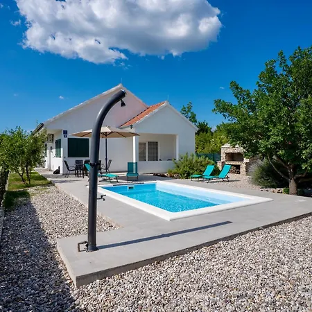 Holiday home Dalmatina